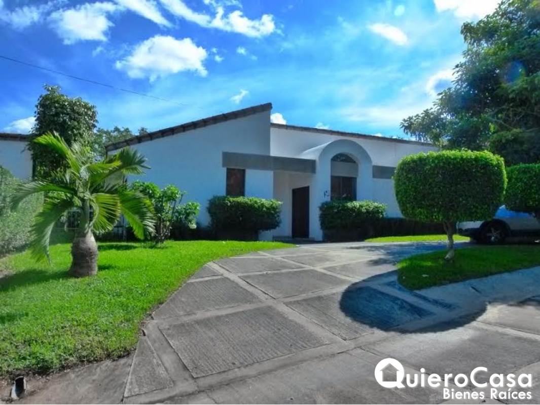 Casa en alquiler Santo Domingo, Bienes Raíces QuieroCasa