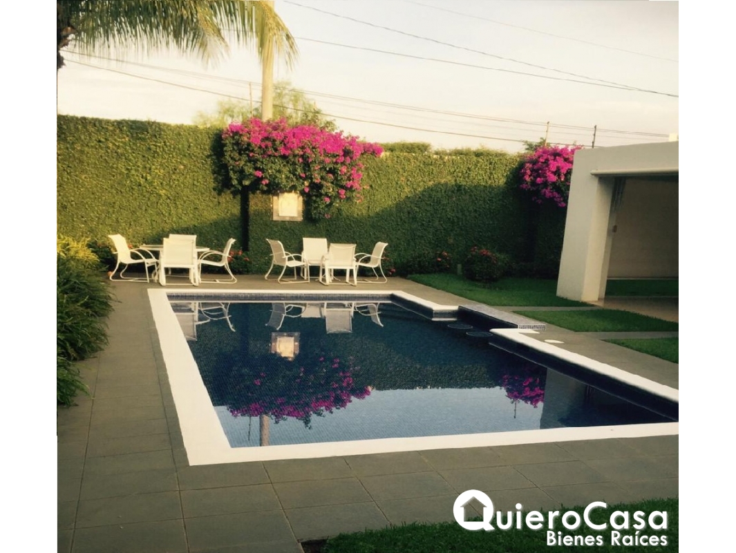 Preciosa casa con piscina en Santo Domingo Alquiler QC2190