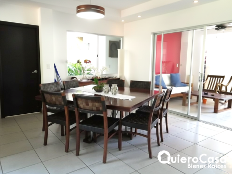 Hermosa residencia lista para ser habitada