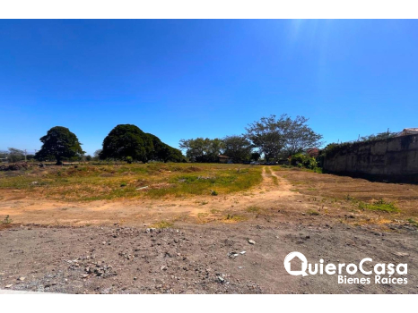Precioso terreno en venta en Camino de Oriente
