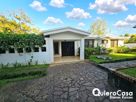 Preciosa  casa en renta en Carretera a Masaya