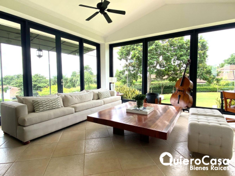 Exclusiva Casa en Venta en Santo Domingo