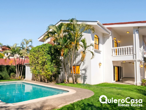 Preciosa residencia en venta en Las Cumbres