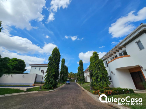 Encantadora casa en renta
