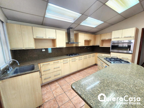 Casa en Venta en Los Robles