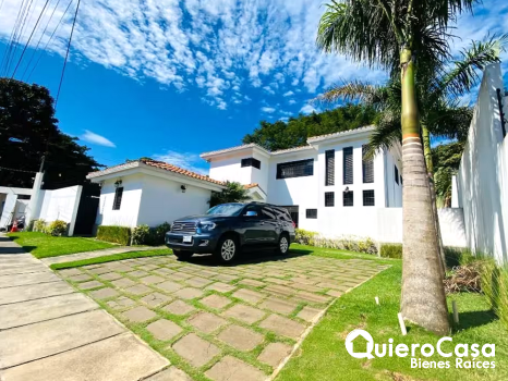 Casa en Venta en Carretera a Masaya