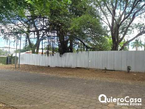 Venta de Terreno en Las Colinas