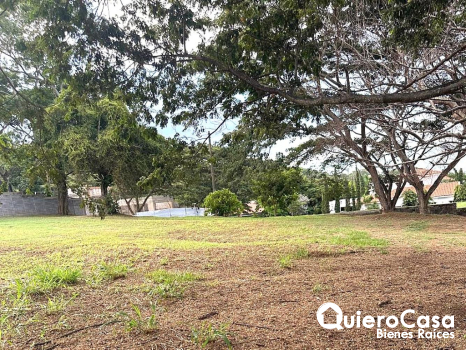 Terreno en venta en Villa Fontana