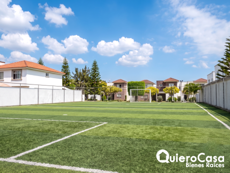 Casa Amueblada en Renta en Las Colinas