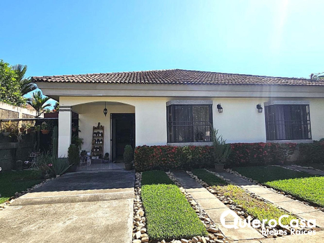 Preciosa residencia en venta en Santo Domingo