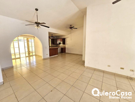 Casa en Renta en Carretera a Masaya