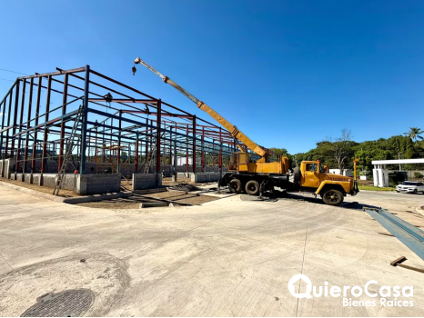 Amplia Bodega en Renta en Santo Domingo