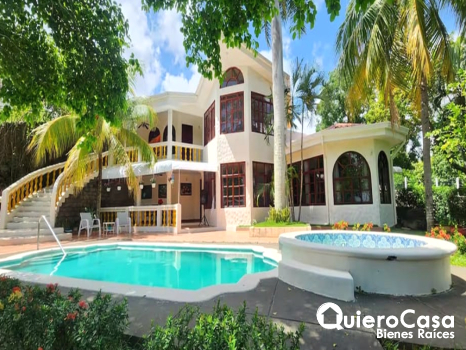 Preciosa Casa en Renta en Carretera a Masaya