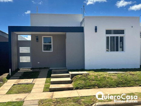 Casa en Renta en Las Colinas