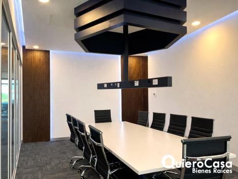 Oficina en Renta en Villa Fontana