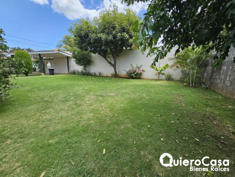 Casa en Renta en Lomas del Valle