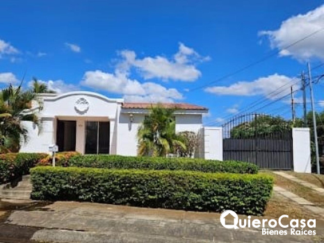 Bonita casa en renta en Carretera Masaya