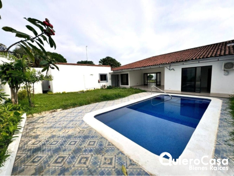 Preciosa Residencia en Venta en Santo Domingo
