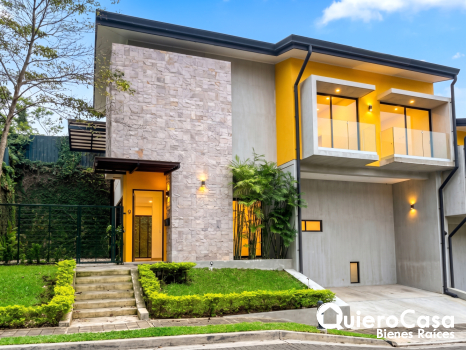 Casa en Renta en Villa Fontana Sur con Linea Blanca