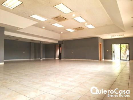 Local Comercial en Renta en Villa Fontana